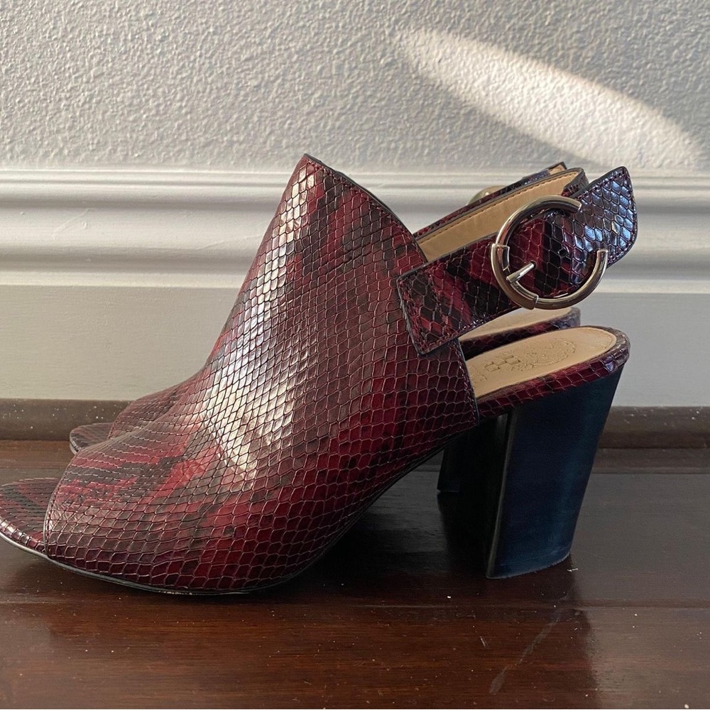 Vince Camuto Snakeskin Heeled Booties, size 8.5